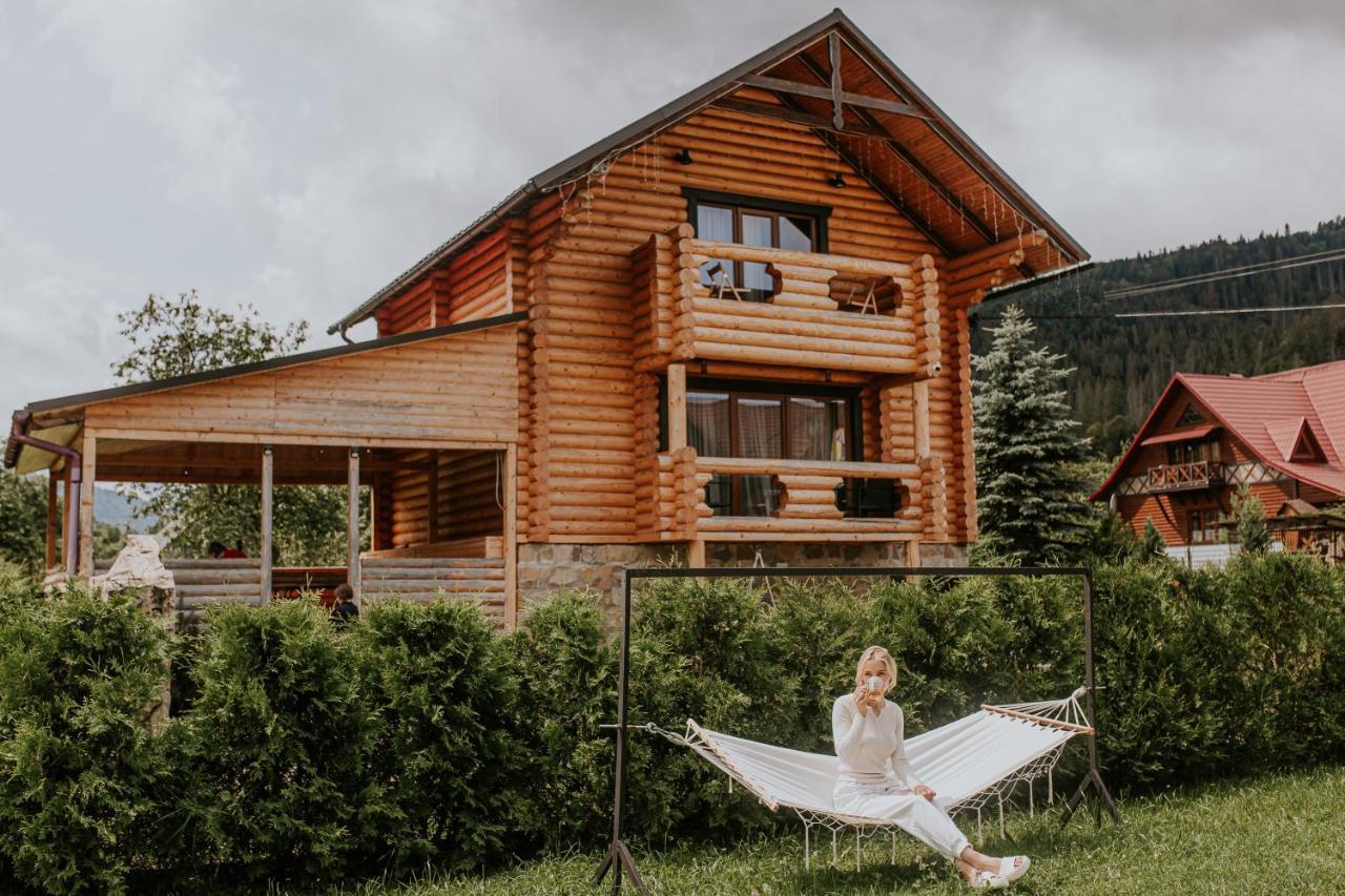Айворі Хаус Mykulychyn Buitenkant foto